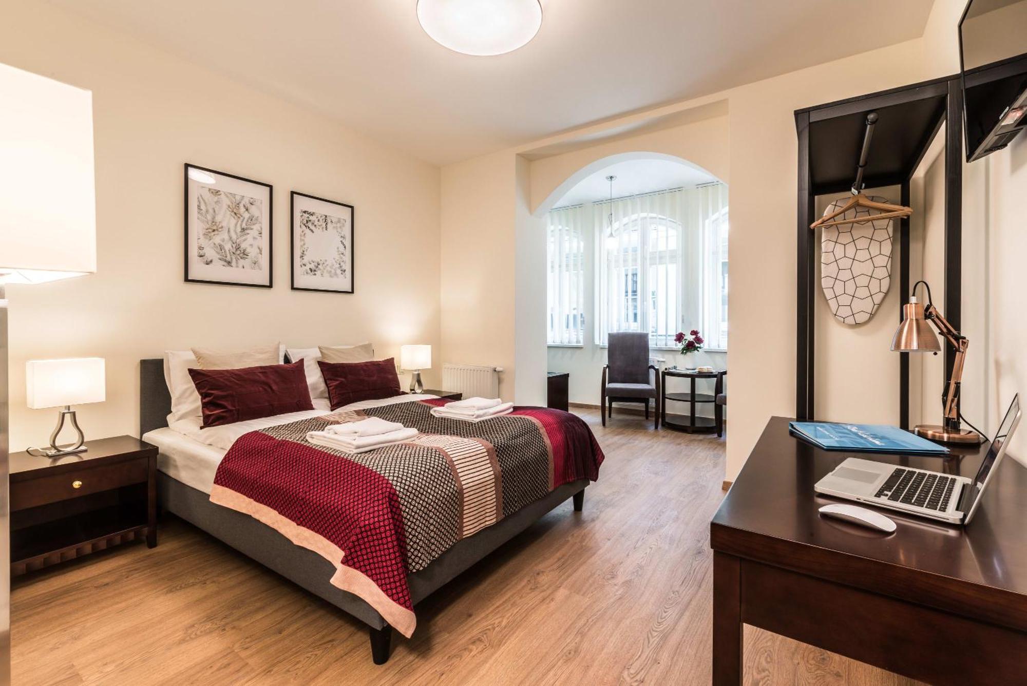 Stylowe W Poznaniu Blisko Mtp By Renters Apartamento
